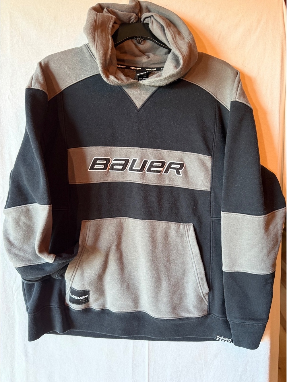 Bauer Men's XL Black and Gray Pullover Hoodie Sweatshirt